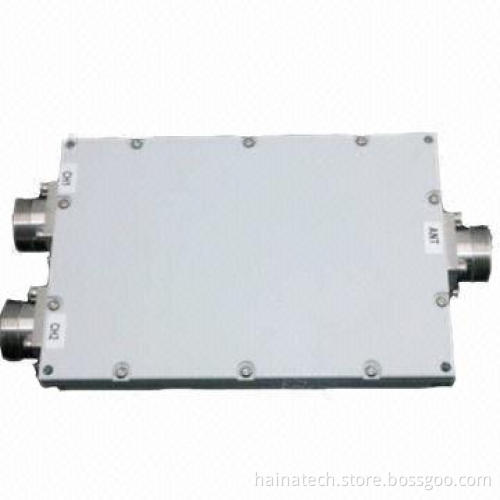 Combiner with 380-2,170MHz/2,400-2,700MHz High Inter-modulation